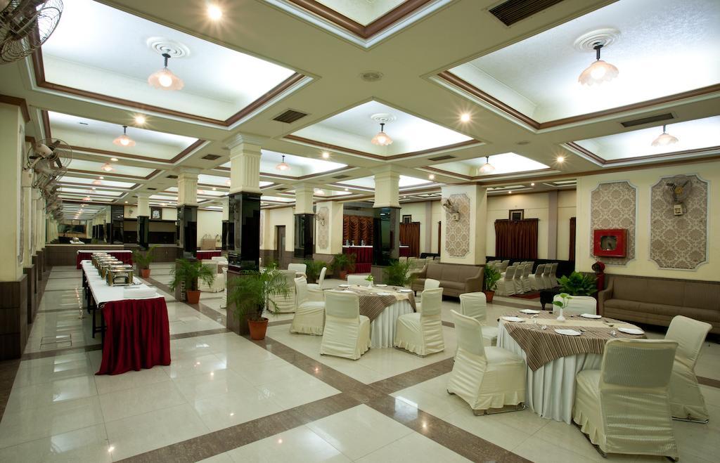 Surya Royal Hotel Kota  Esterno foto